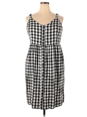 41 Hawthorn Black and White Gingham Button-Front Midi Dress